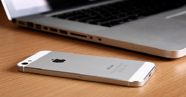 Pengguna iPhone Dan MacBook Di Indonesia Keluhkan Perangkat Mereka Terkunci