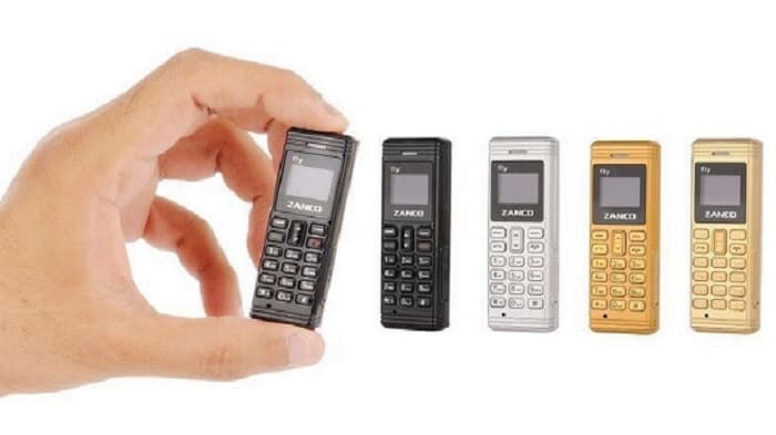 Ponsel Terkecil Di Dunia Ini Hanya Berbobot 13 Gram
