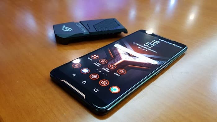 Asus ROG Phone, Ponsel Khusus Gaming Pesaing Razer Dan Xiomi Black Shark Asus ROG Phone, Ponsel Khusus Gaming Pesaing Razer Dan Xiomi Black Shark