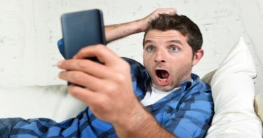 Cegah Penyebaran Hoaks, Forward Pesan di WA Hanya Bisa 5 Kali Cegah Penyebaran Hoaks, Forward Pesan di WA Hanya Bisa 5 Kali