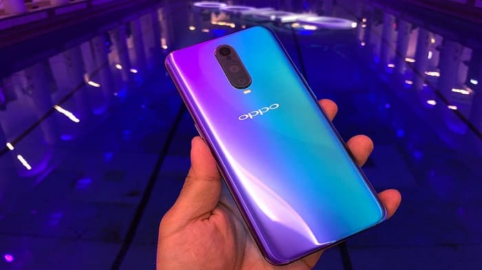 Gunakan RAM 8GB, Ini Spesifikasi Lengkap Oppo R17 Pro