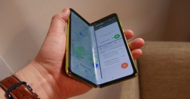 Ada Masalah dilayar, Samsung Tunda Peluncuran Galaxy Fold Ada Masalah dilayar, Samsung Tunda Peluncuran Galaxy Fold