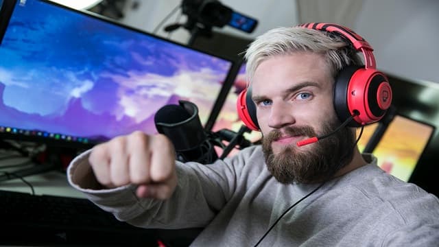 PewDiePie Hapus Akun Twitter, Ada Apa ? PewDiePie Hapus Akun Twitter, Ada Apa ?
