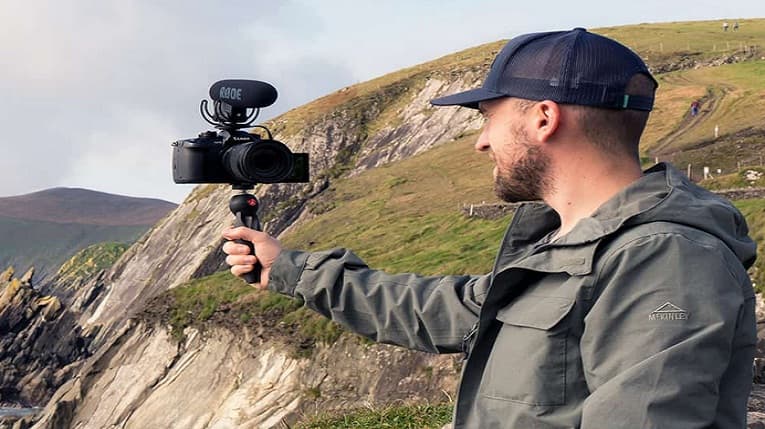 5 Rekomendasi Kamera Untuk Keperluan Vlogging