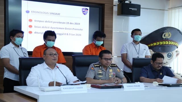 Peretas Situs PN Jakarta Pusat ditangkap, Cuma Lulusan SD Peretas Situs PN Jakarta Pusat ditangkap, Cuma Lulusan SD