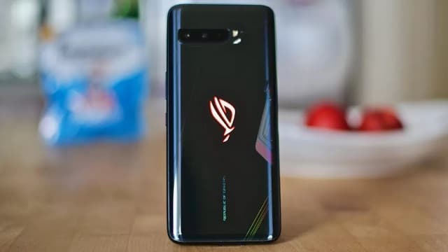Asus ROG Phone 3 Resmi dirilis, Harganya Bikin Ngelus Dada