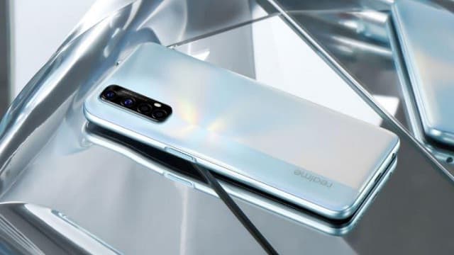Realme 7 Usung RAM 8GB+Kamera 64MP Harga Mulai Rp 3jutaan Realme 7 Usung RAM 8GB+Kamera 64MP Harga Mulai Rp 3jutaan