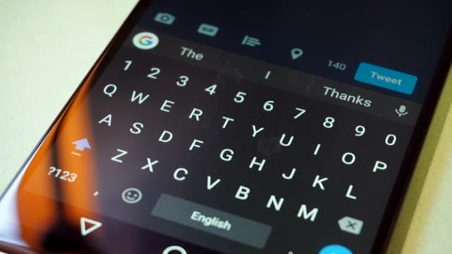 Nonaktifkan Fitur Auto-Correct di Android, Biar Tidak Sering Typo Nonaktifkan Fitur Auto-Correct di Android, Biar Tidak Sering Typo