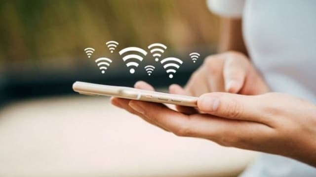 5 Cara Memperkuat Sinyal WiFi di Hp Semua Tipe