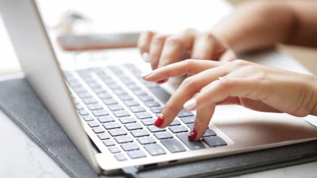 Rekomendasi Laptop yang Bagus dan Murah 2022