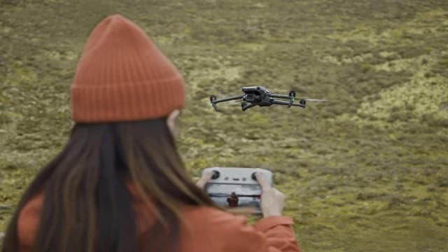 Sudah Bisa dibeli, Ini Harga Drone Baru DJI Mavic 3 Classic