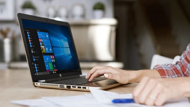 Begini Cara Setting Jam di Laptop dengan Mudah