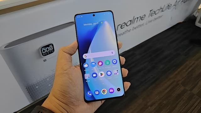 Realme 10 Pro Plus 5G Hadir dengan Layar Lengkung, Ini Harganya